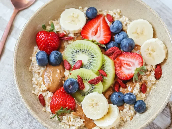 Fruit And Nut Oat Bowl - SDA diet